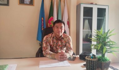 Kades-Sambilawang-:-Aipda-Maryudi-itu-Pak-Bhabinkamtibmas-yang-Disiplin-Waktu-dan-Akrab-Sama-Warga